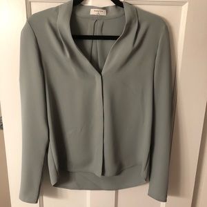 Aritzia Babaton Akira Blouse in Lily Pad